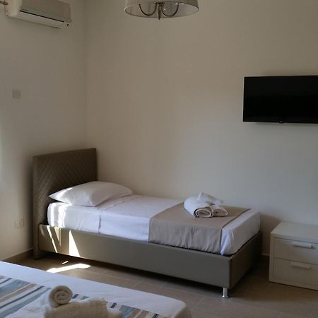 Li Pumi Bed and Breakfast Alliste Εξωτερικό φωτογραφία