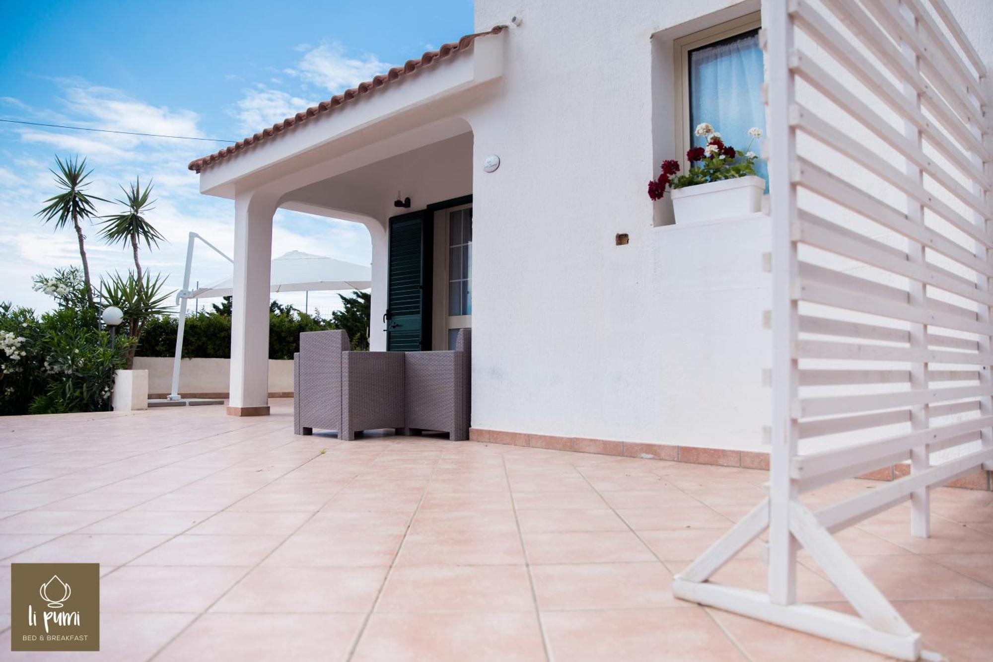 Li Pumi Bed and Breakfast Alliste Εξωτερικό φωτογραφία