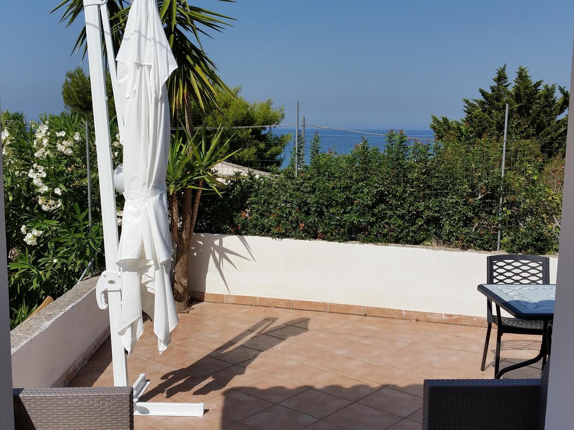 Li Pumi Bed and Breakfast Alliste Εξωτερικό φωτογραφία